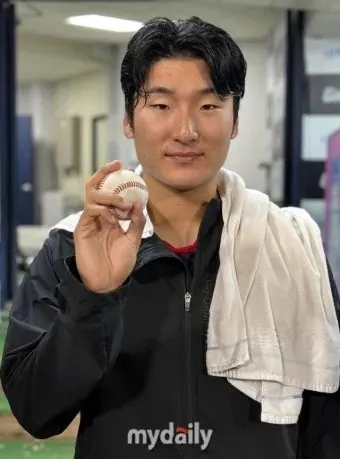 스레드 펌) 곽빈 닮은꼴
