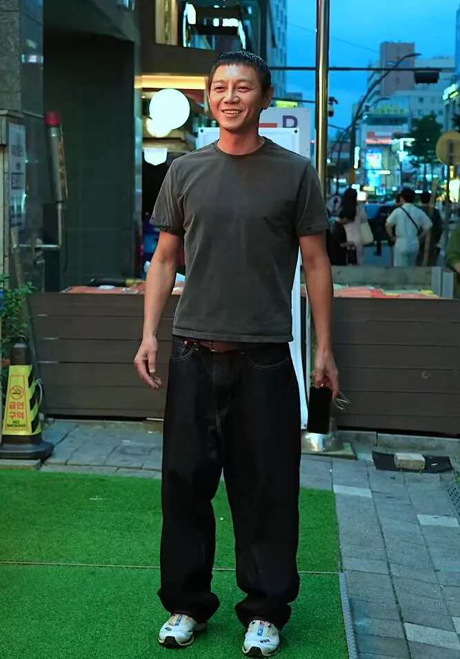 특임국장 평소 사복패션