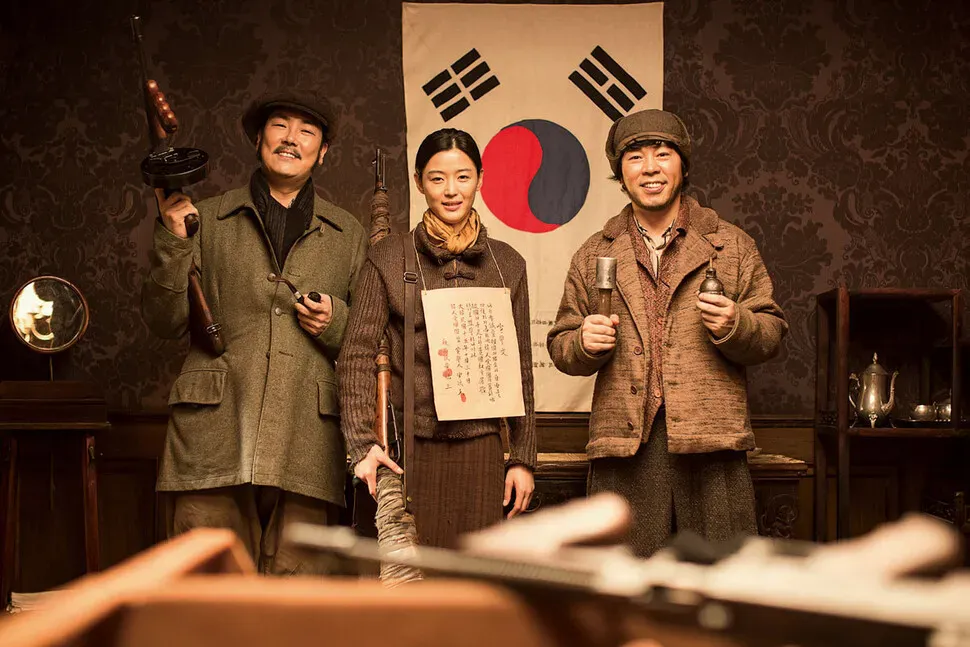 광복절에 떠오르는 배우