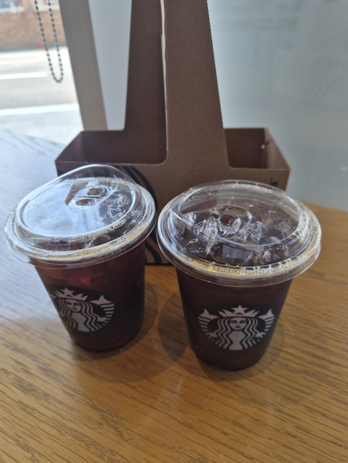  맛커피스 ㅅㅅㅅ