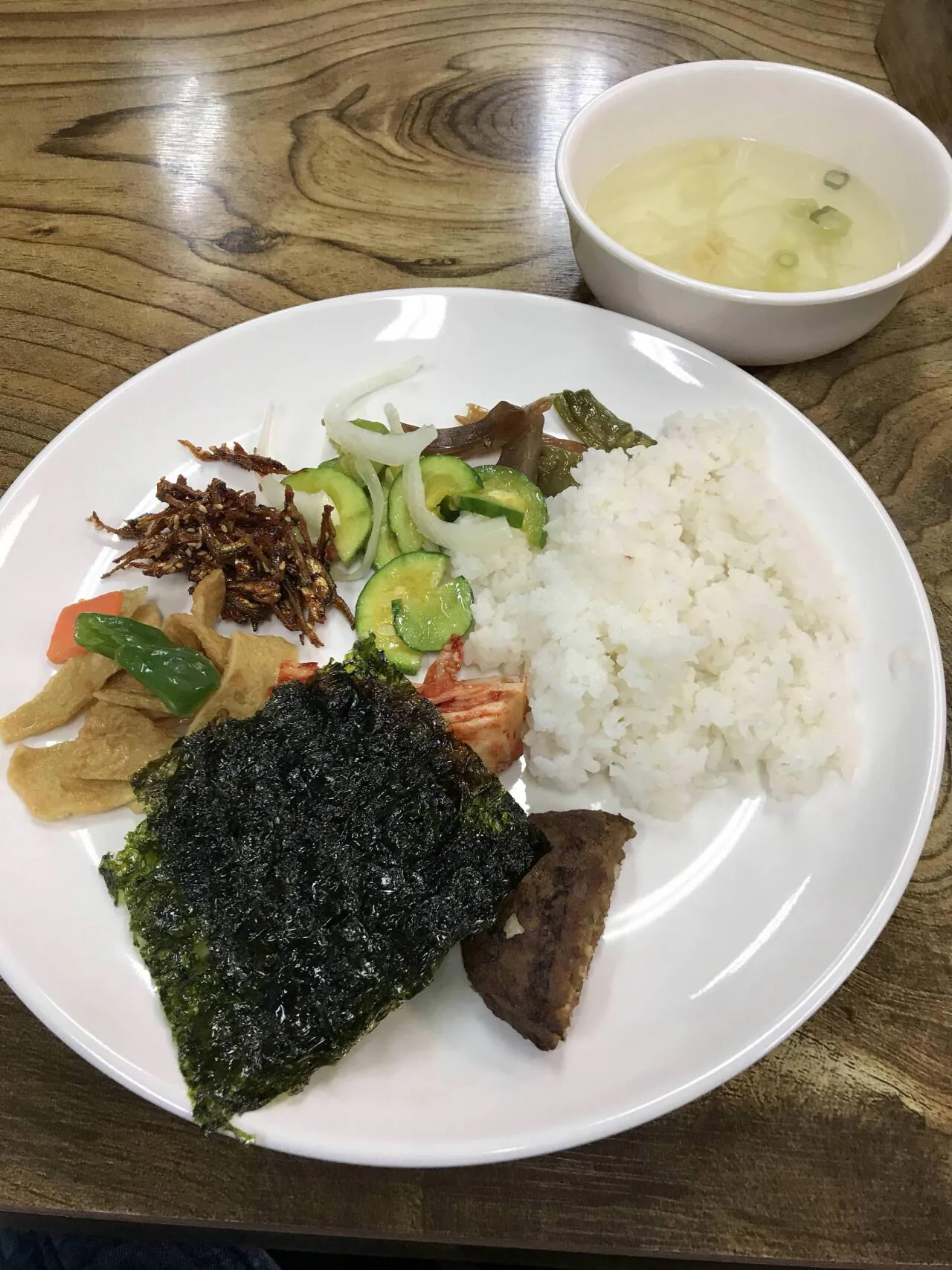 아침밥 챙겨주는 모텔