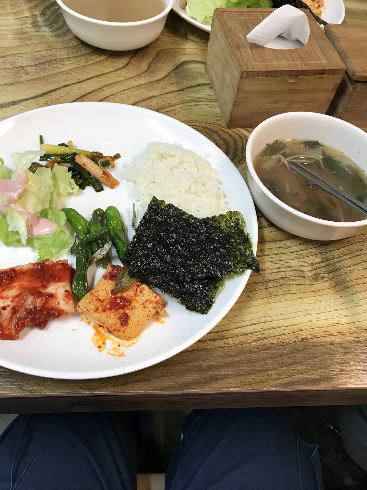 아침밥 챙겨주는 모텔