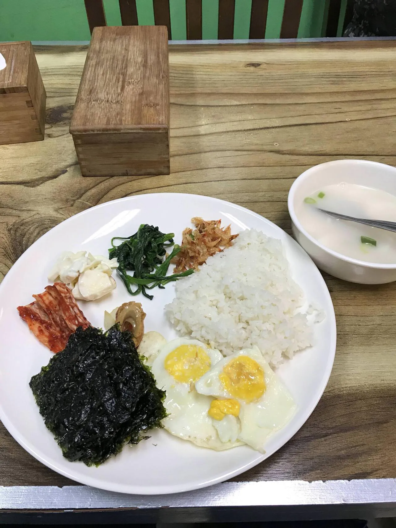 아침밥 챙겨주는 모텔