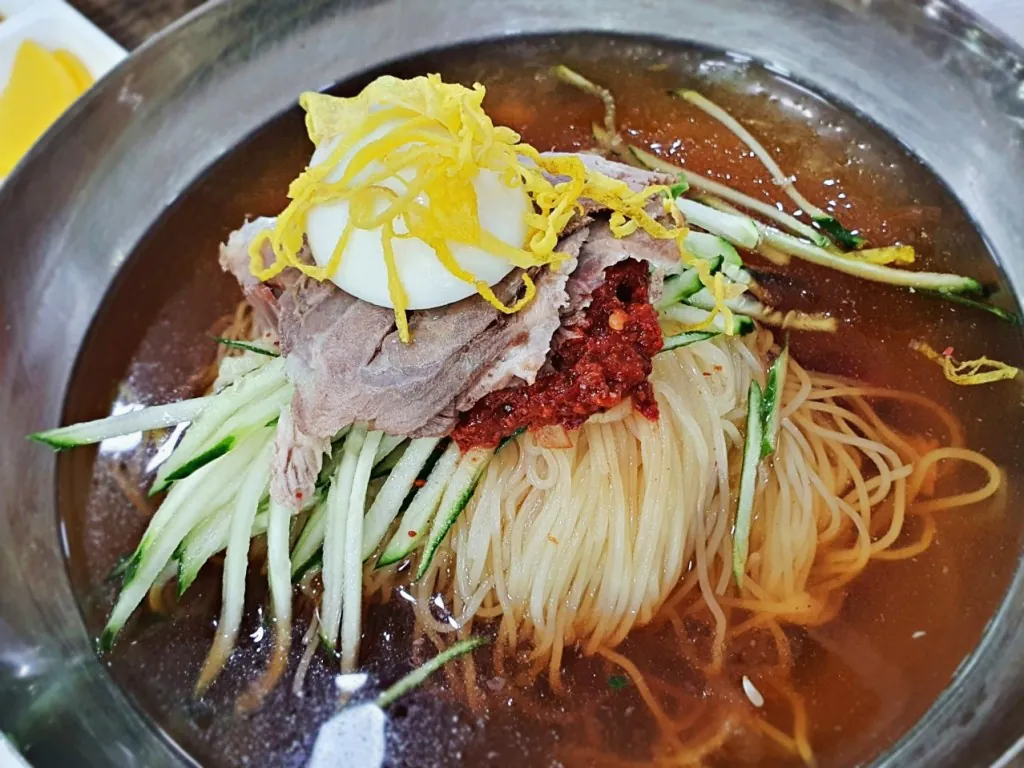 햅발세끼 밀면 ㅅㅅㅅㅅ