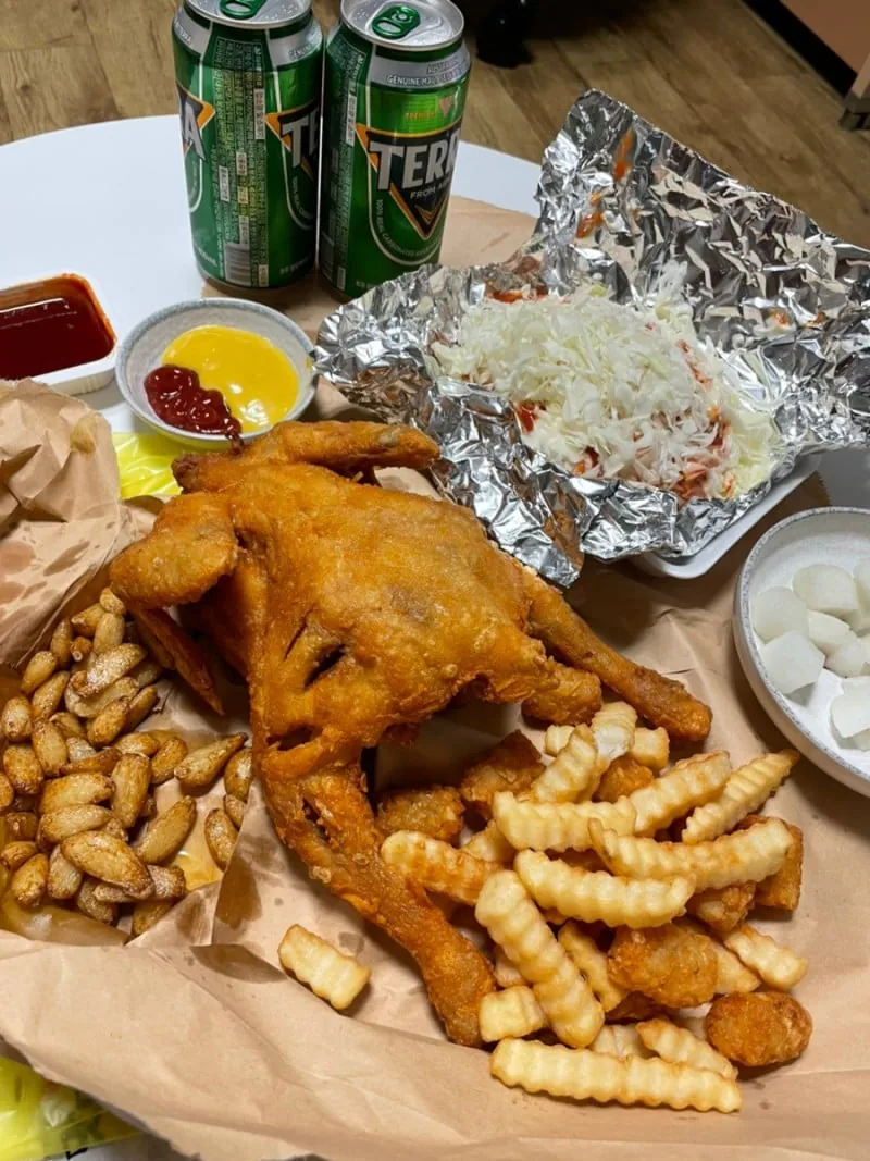펨붕아 아빠가 통닭 사왔다~