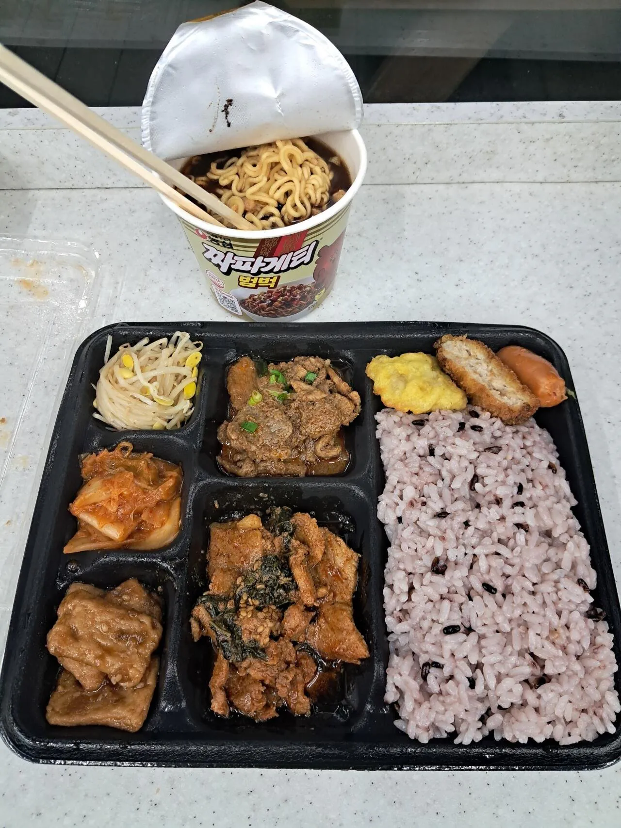 편의점도시락, 짜파게티범벅